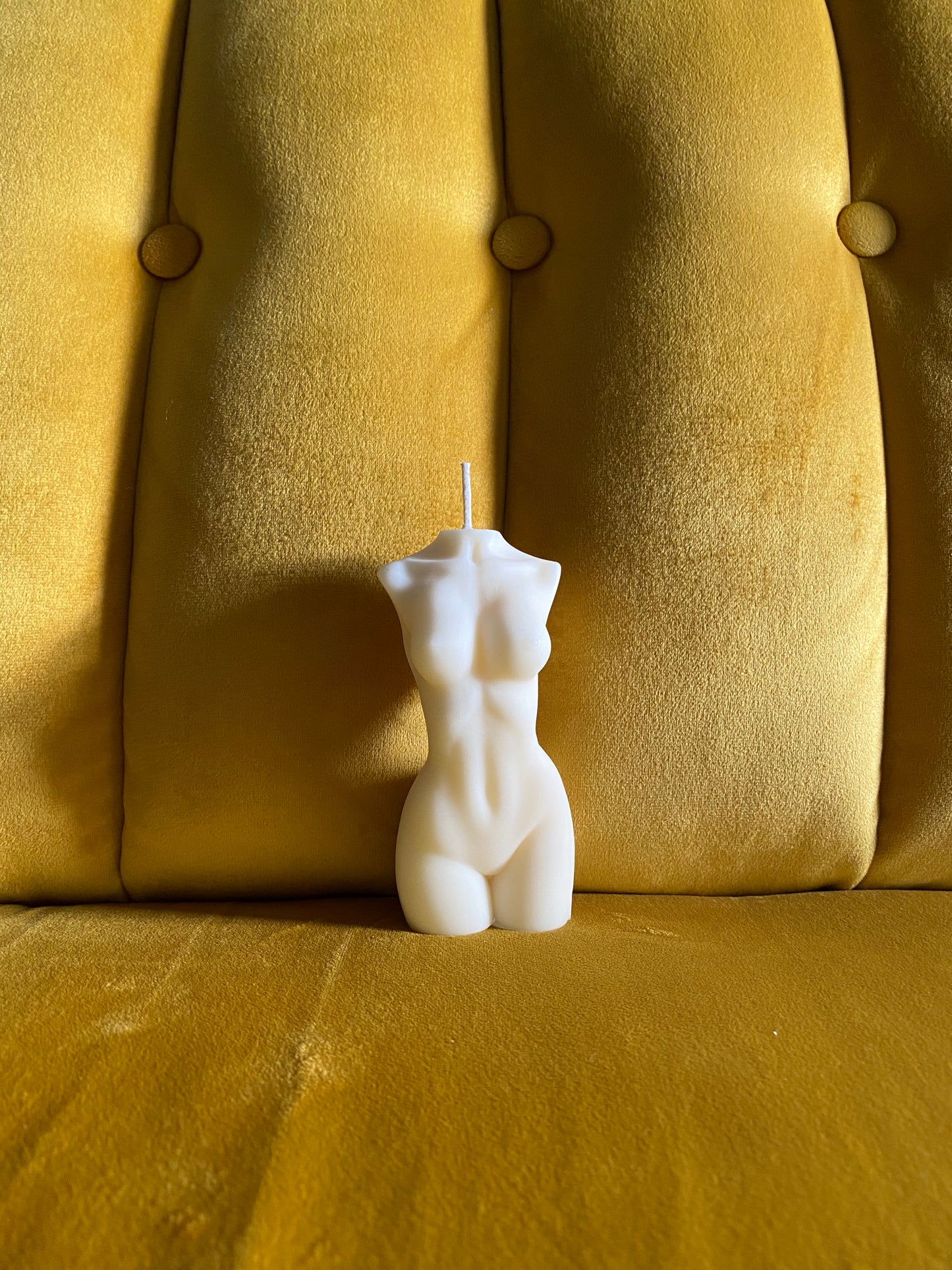 Manifest Maquette hand poured all natural soy wax body candle. Made in USA. Hand poured in Nashville. Women Owned.